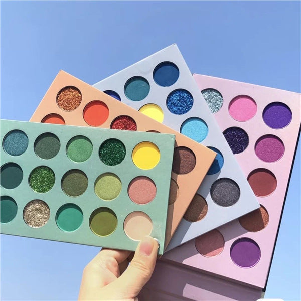 Palette Fards à Paupières Rotative 60 Teintes – Nacré, Mat & Satiné, Style Makeup Artist